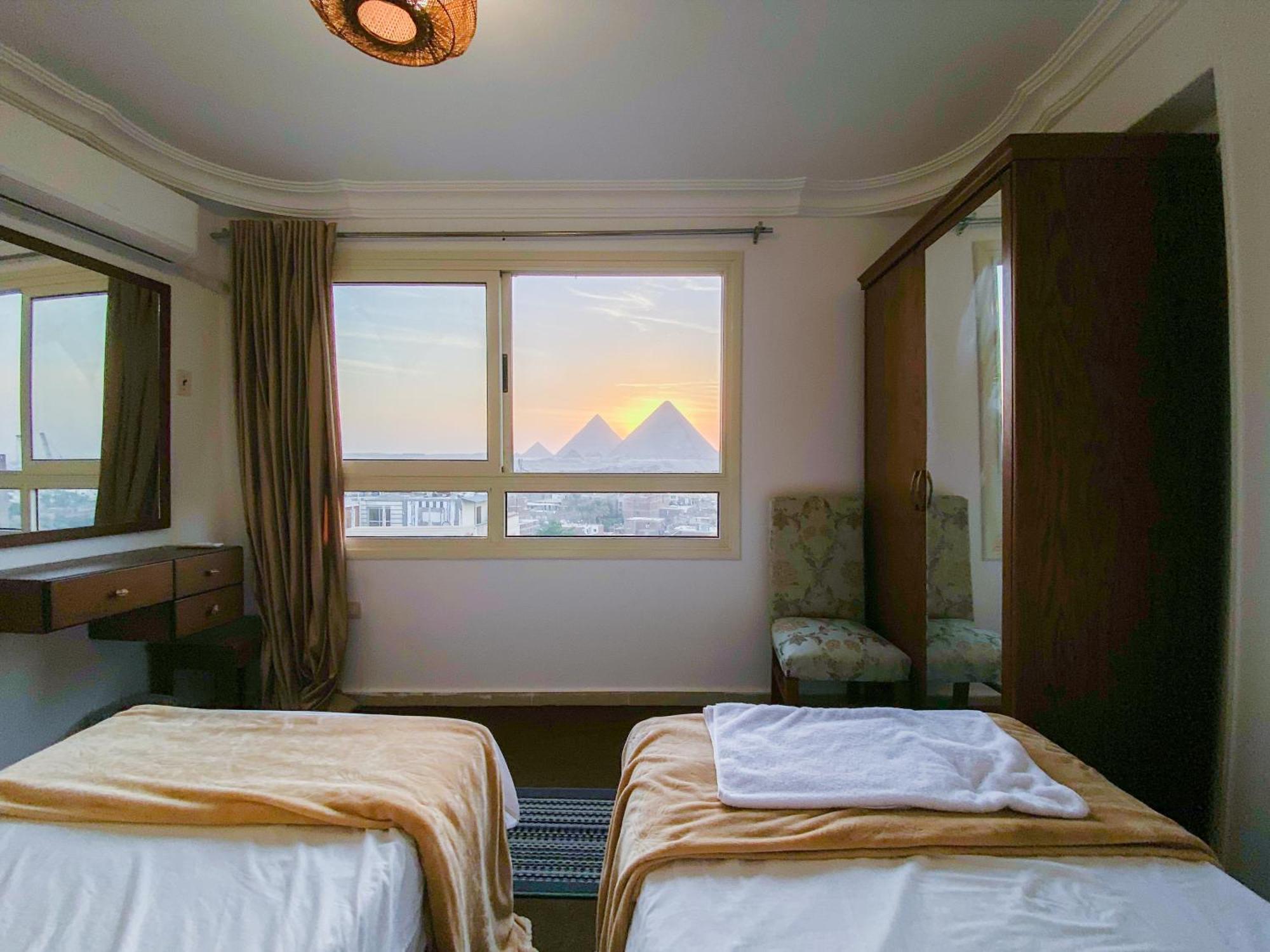 Oscar Pyramids View Hotel Nazlet el-Sisi ภายนอก รูปภาพ