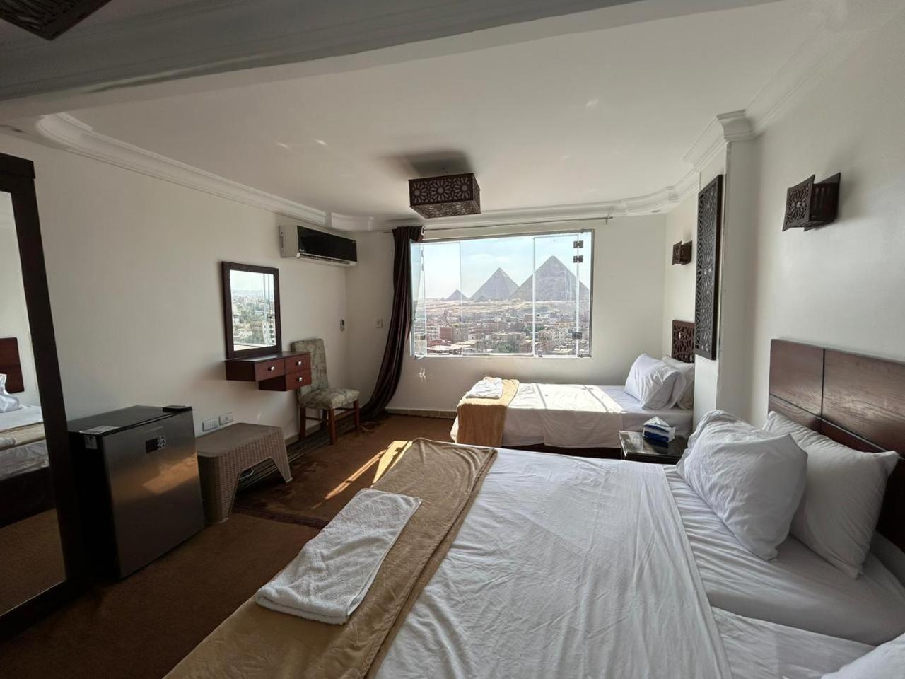 Oscar Pyramids View Hotel Nazlet el-Sisi ภายนอก รูปภาพ