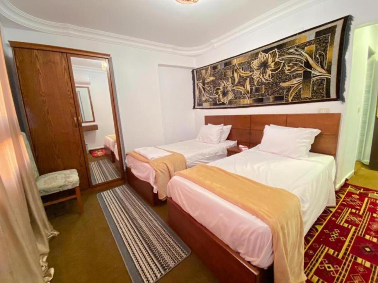 Oscar Pyramids View Hotel Nazlet el-Sisi ภายนอก รูปภาพ