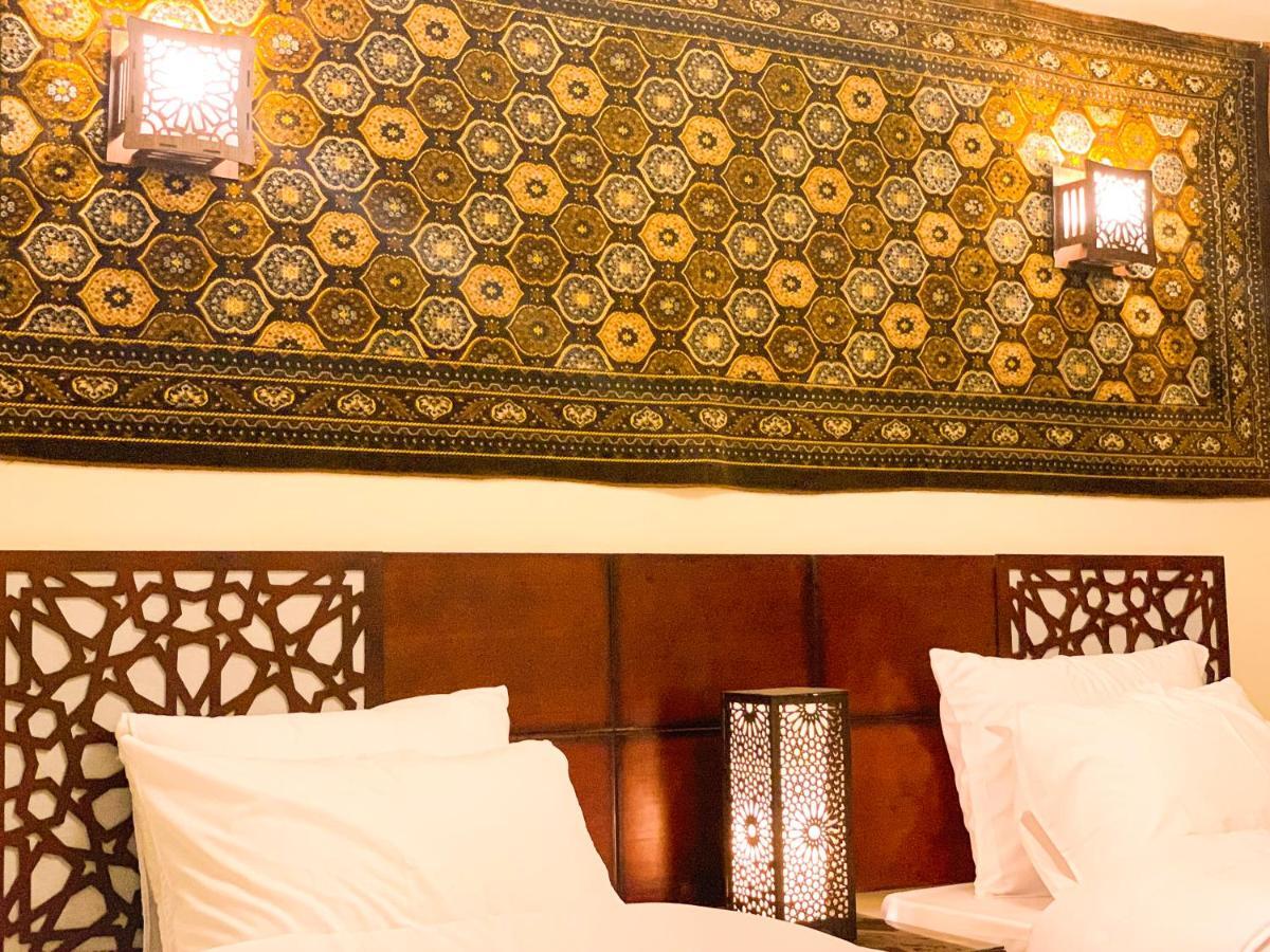 Oscar Pyramids View Hotel Nazlet el-Sisi ภายนอก รูปภาพ